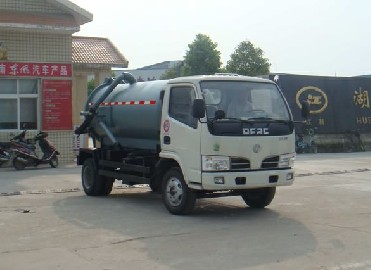 東風(fēng)康霸吸污車