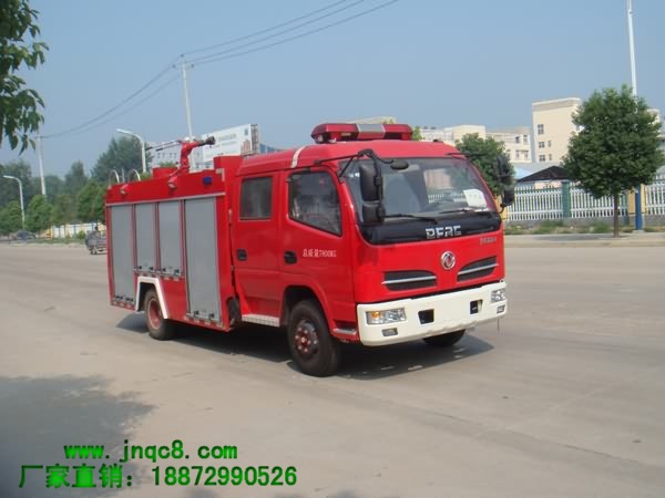東風(fēng)多利卡水罐消防車