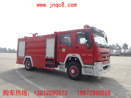 豪沃8噸水罐消防車
