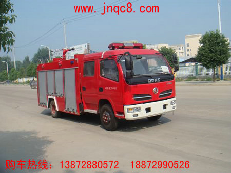 東風(fēng)多利卡泡沫消防車